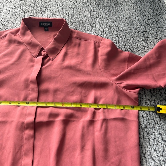 Express Portofino Salmon Button-Up Bodysuit - Picture 4 of 9